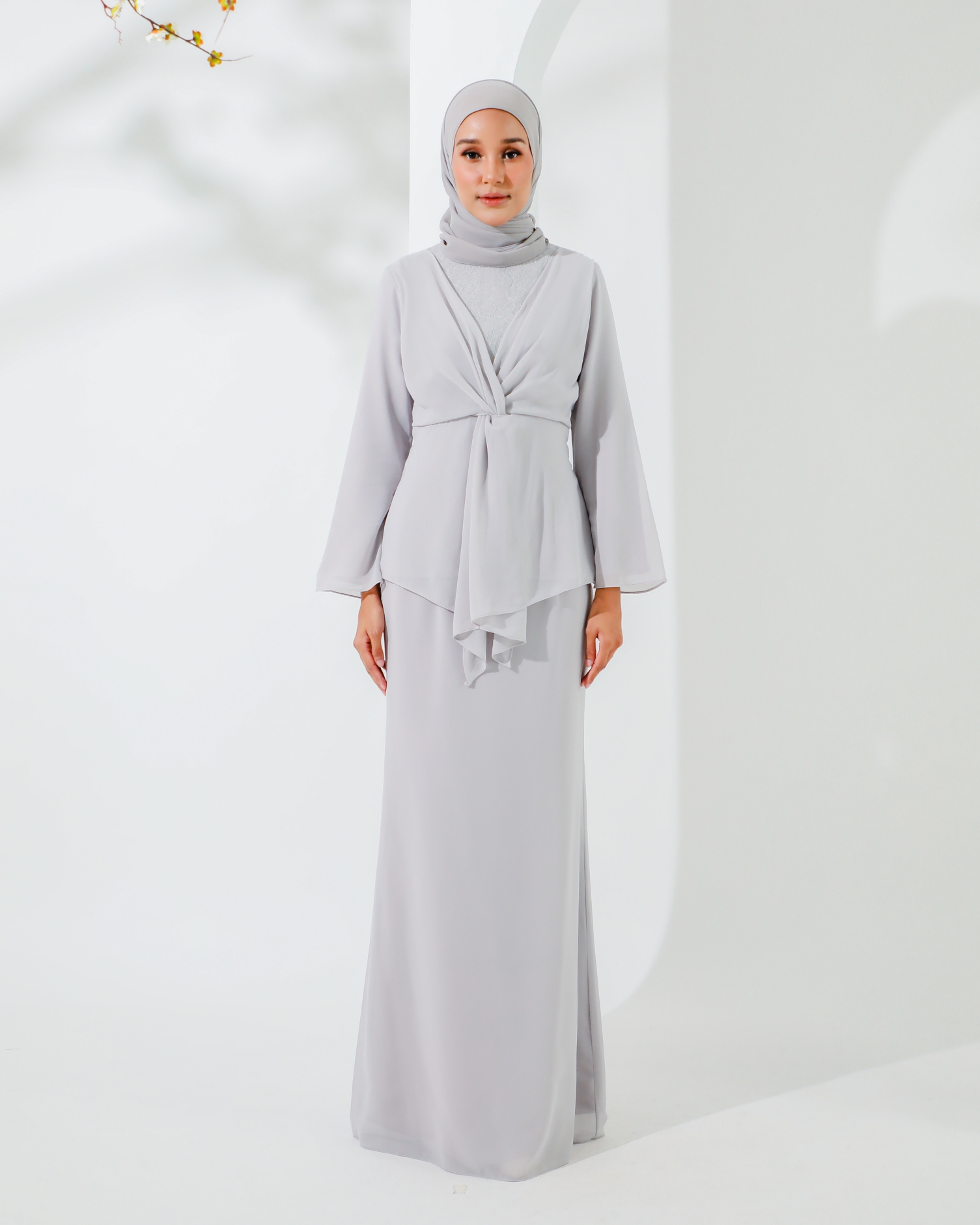 SEYRA IN CLOUDY GREY